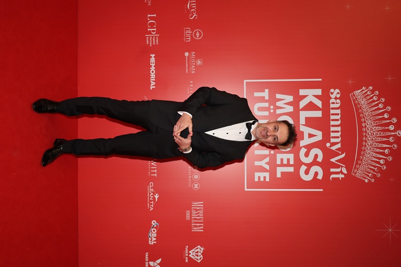 Sammyvit Klass Model Türkiye 2025 :  Ünlü �simler K�rm�z� Hal� ��kl���yla Oscar Gecesini Aratmad�